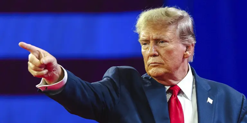 Trump firma ley que pone fin al cierre de Gobierno más largo en EE.UU.